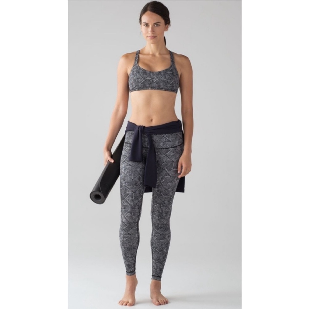 Lululemon Wunder Under Hi-Rise 7/8 Tight 28" Formation Alpine White Black Sz 8